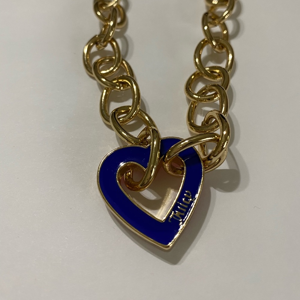 - New juicy couture necklace.